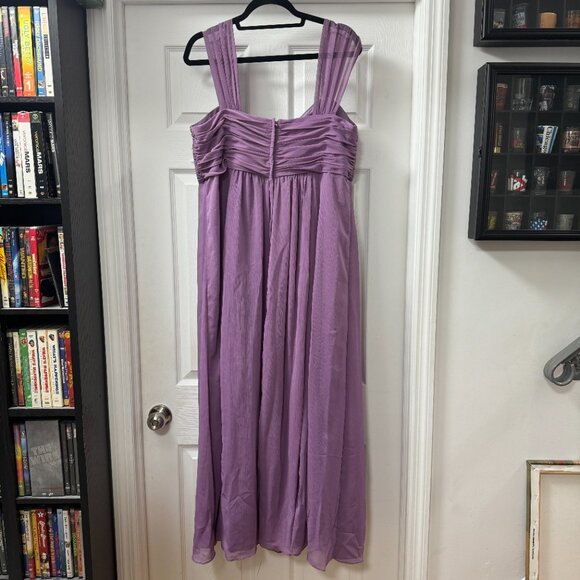David's Bridal style F15633 long crinkle chiffon dress twist front lavender 20 - Picture 2 of 13